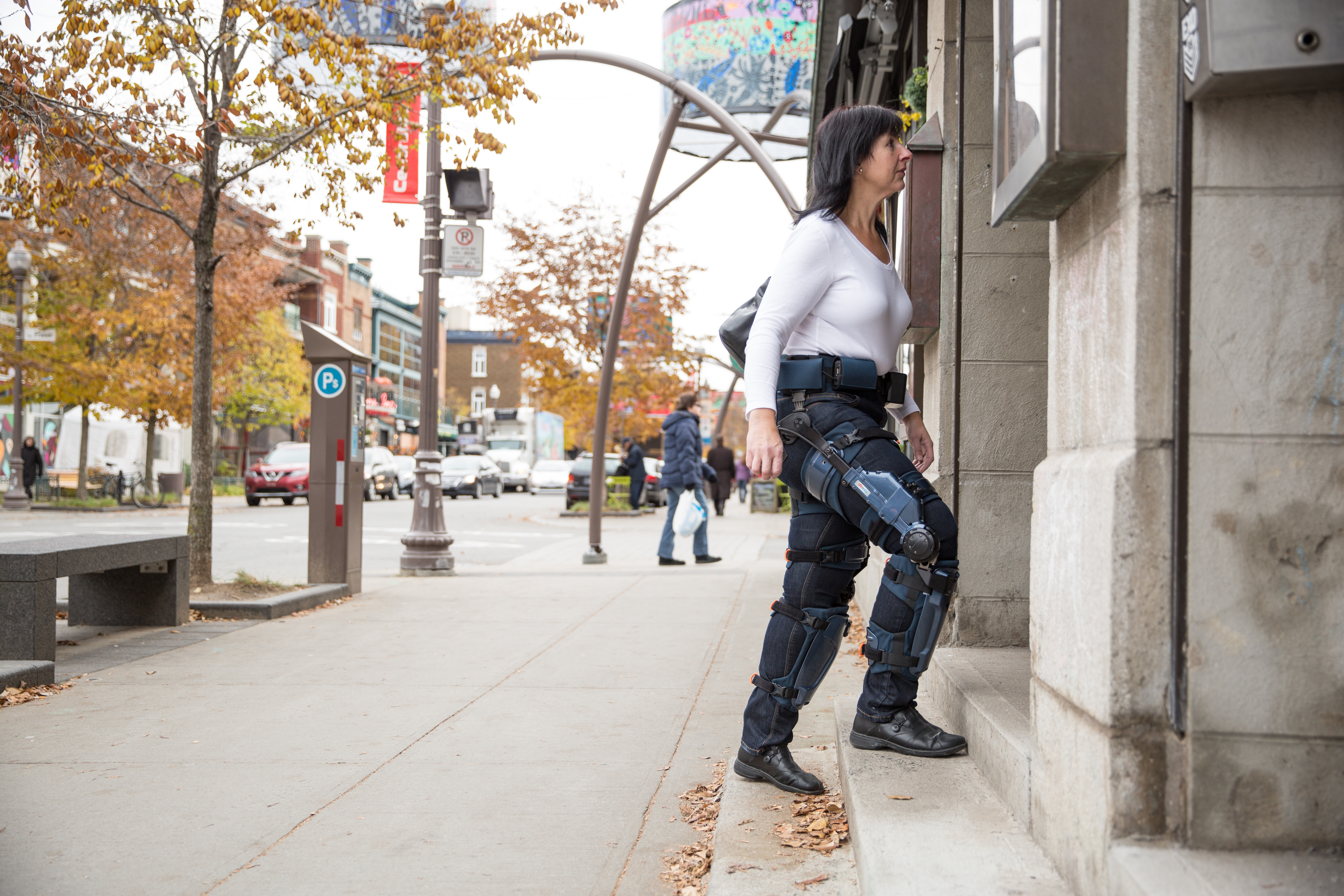 KEEOGO - Wearable Lower Limb Robotic Dermo-exoskeleton